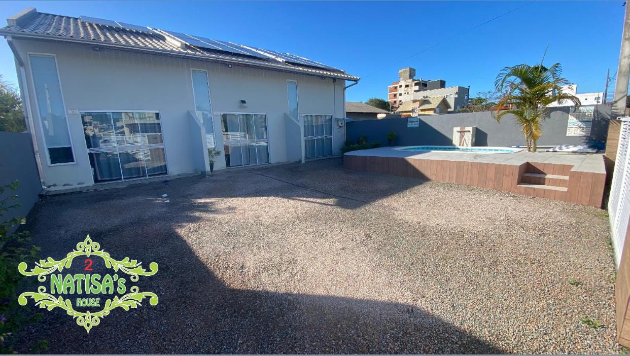 Sobrados Aconchegante Com Piscina "Natisashouse" Βίλα Bombinhas Εξωτερικό φωτογραφία