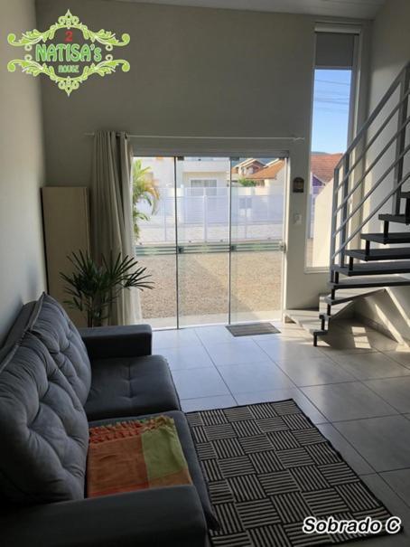 Sobrados Aconchegante Com Piscina "Natisashouse" Βίλα Bombinhas Εξωτερικό φωτογραφία