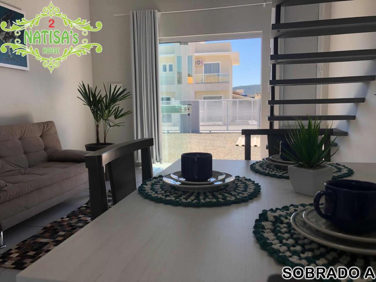 Sobrados Aconchegante Com Piscina "Natisashouse" Βίλα Bombinhas Εξωτερικό φωτογραφία