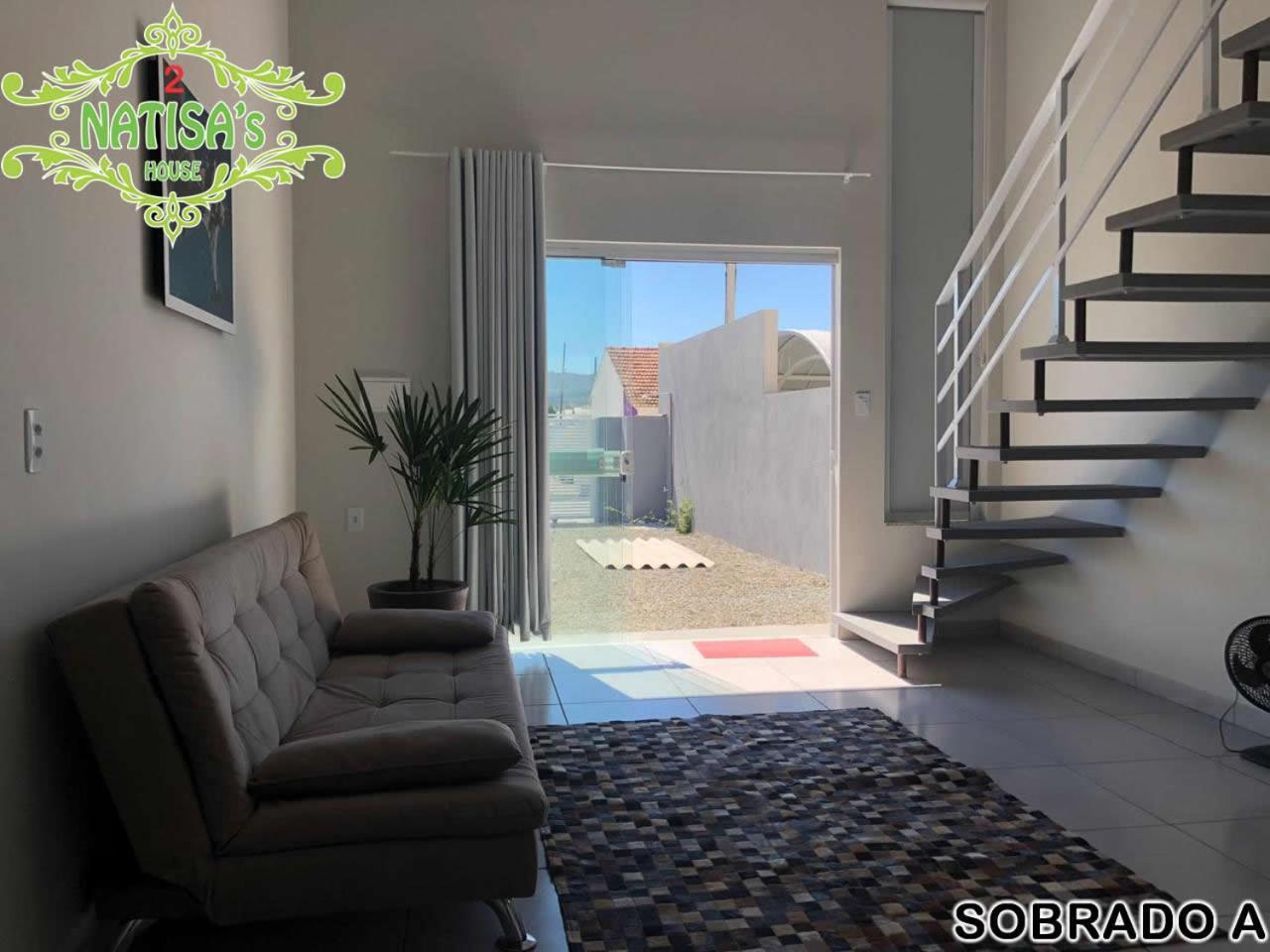 Sobrados Aconchegante Com Piscina "Natisashouse" Βίλα Bombinhas Εξωτερικό φωτογραφία